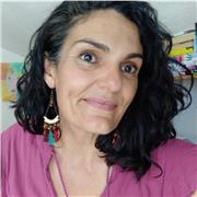 Profesora de Primaria con experiencia en pedagogías Activas, Inglés e Infantil